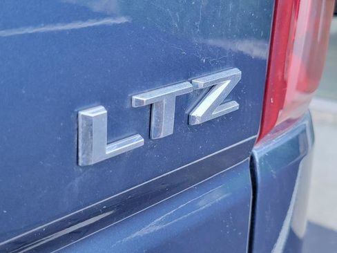 Used 2021 Chevrolet Silverado 1500 LTZ w/ LTZ Premium Package AWD/4WD image 6