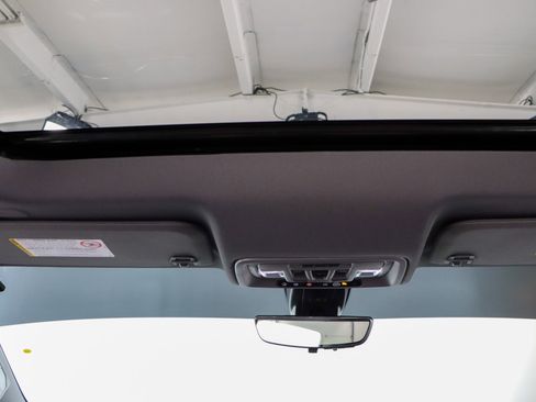 Used 2023 GMC Sierra 2500 Denali w/ Denali Ultimate Package image 22