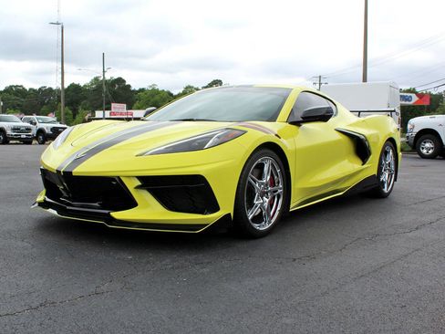 Used 2022 Chevrolet Corvette Stingray Preferred Cpe w/ Z51 Performance Package RWD image 9