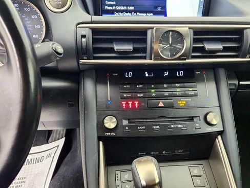Used 2018 Lexus IS 300 AWD w/ Comfort Package image 17