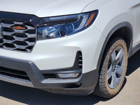 Used 2024 Honda Ridgeline TrailSport image 11