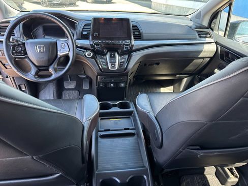 Used 2023 Honda Odyssey Elite image 14