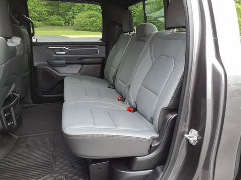 Used 2022 RAM 1500 Big Horn AWD/4WD image 8