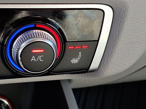 Used 2016 Audi A3 2.0T Premium image 31