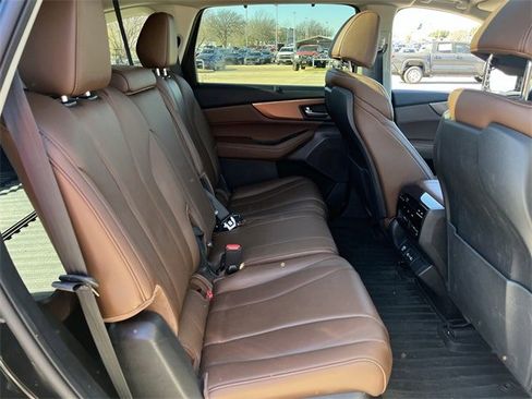 Certified 2023 Acura MDX FWD w/ Technology Package image 32