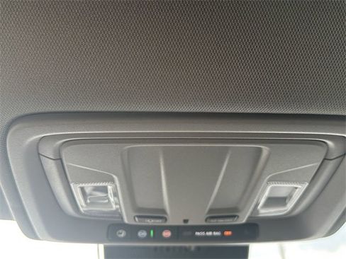 Used 2024 GMC Sierra 2500 Pro image 28