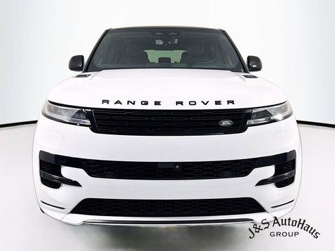 Used 2023 Land Rover Range Rover Sport SE Dynamic AWD/4WD image 2