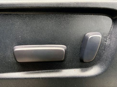 Used 2019 Toyota Tundra Limited image 34