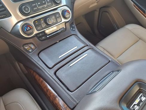 Used 2015 Chevrolet Tahoe LTZ RWD image 16