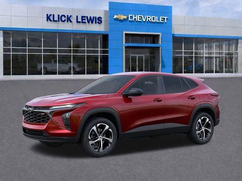 New 2026 Chevrolet Trax RS FWD image 2