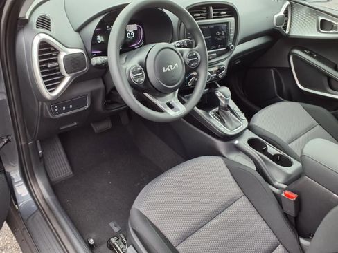 New 2025 Kia Soul LX image 11