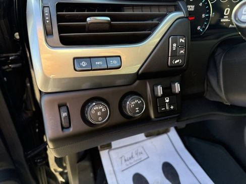 Used 2018 Chevrolet Tahoe Premier image 14