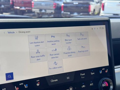 Used 2025 Lexus GX 550 w/ Accessory Package (31) AWD/4WD image 36