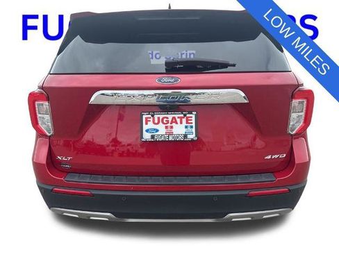 Certified 2023 Ford Explorer XLT w/ Equipment Group 202A AWD/4WD image 4