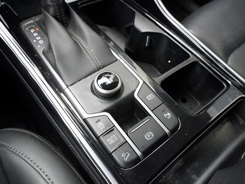 Used 2023 Kia Sorento SX FWD image 16