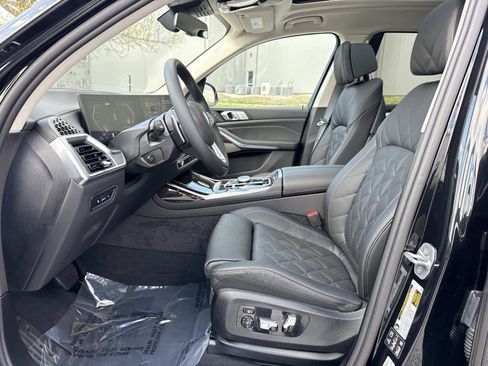 Used 2026 BMW X7 xDrive40i w/ Premium Package AWD/4WD image 14