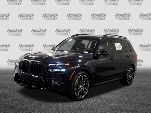 New 2026 BMW X7 xDrive40i w/ M Sport Package AWD/4WD image 3