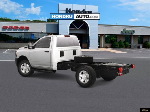 New 2024 RAM 3500 Tradesman image 4