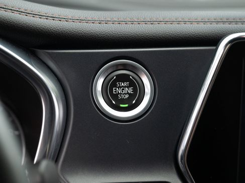 Used 2022 Chevrolet Blazer Premier w/ Enhanced Convenience Package image 30