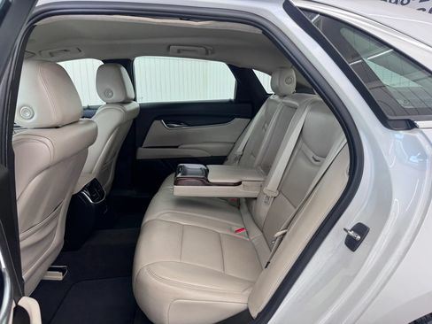 Used 2019 Cadillac XTS FWD image 12