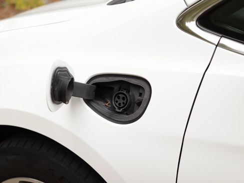 Used 2018 Chrysler Pacifica Limited w/ Advanced Safetytec Group image 45