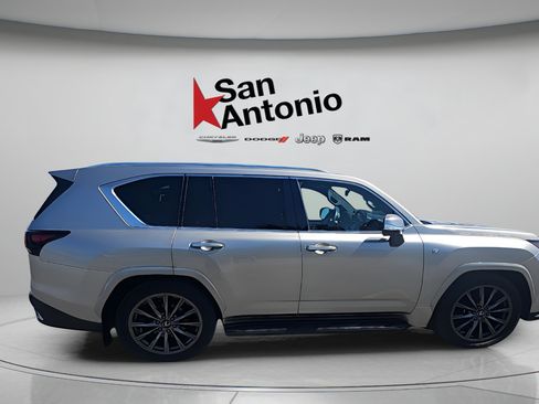 Used 2023 Lexus LX 600 F Sport AWD/4WD image 21