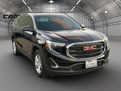 Used 2018 GMC Terrain SLE FWD image 3