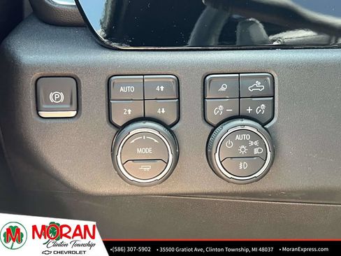 Certified 2025 Chevrolet Silverado 1500 High Country w/ High Country Premium Package AWD/4WD image 29