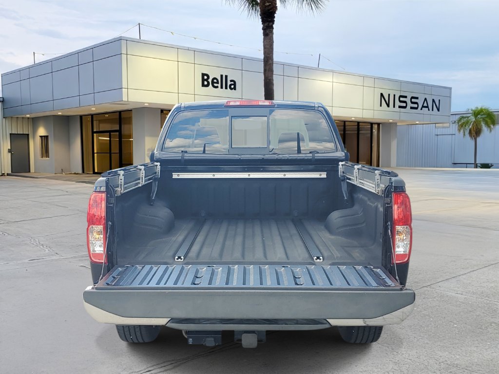 Used 2016 Nissan Frontier SV AWD/4WD image 13