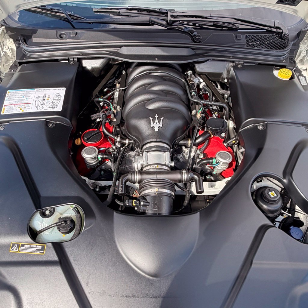 Used 2014 Maserati GranTurismo Convertible RWD image 30