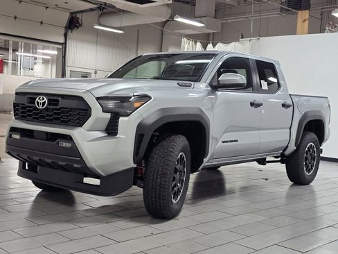 New 2025 Toyota Tacoma 4x4 Double Cab Hybrid image 12