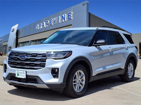 New 2026 Ford Explorer Active w/ Active Comfort Package RWD image 1