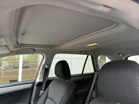 Used 2015 Subaru Outback 2.5i Premium AWD/4WD image 11