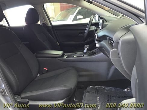Used 2024 Nissan Sentra S FWD image 16