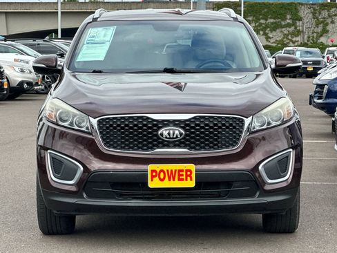 Used 2016 Kia Sorento AWD w/ LX Convenience Package image 9