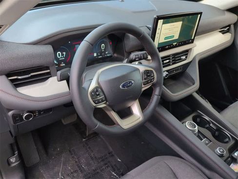 New 2026 Ford Explorer Active image 10