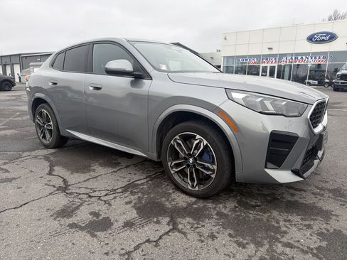 Used 2025 BMW X2 xDrive28i image 1