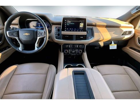 Used 2024 Chevrolet Tahoe Premier w/ Premium Package 2 image 7