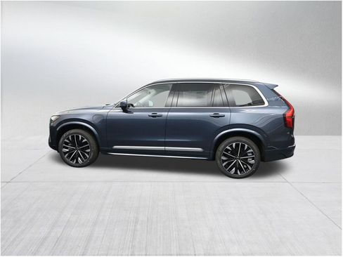 New 2026 Volvo XC90 T8 Ultra w/ Protection Package Premier AWD/4WD image 2