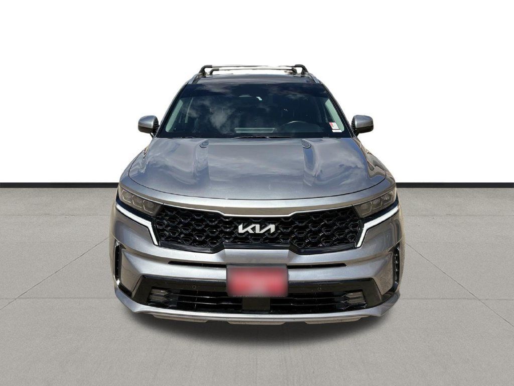 Used 2022 Kia Sorento SX w/ Panoramic Sunroof Package AWD/4WD image 2