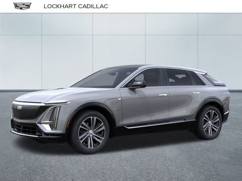 New 2025 Cadillac Lyriq Luxury image 2