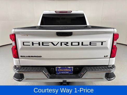 Used 2022 Chevrolet Silverado 1500 LT w/ Protection Package AWD/4WD image 9