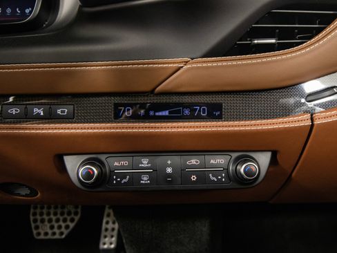 Certified 2022 Ferrari F8 Tributo RWD image 47