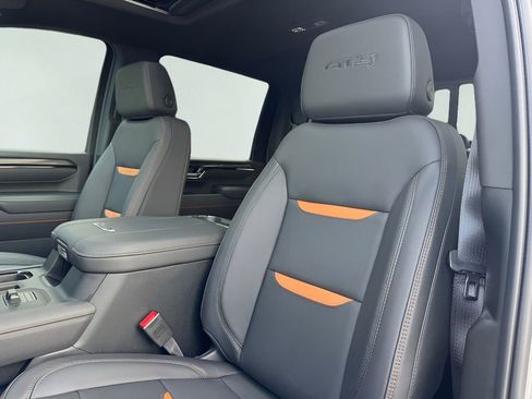 New 2026 GMC Sierra 2500 AT4 w/ AT4 Premium Plus Package AWD/4WD image 9