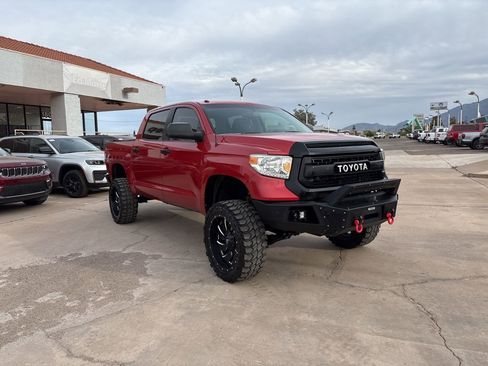 Used 2014 Toyota Tundra SR5 w/ SR5 Upgrade Package AWD/4WD image 3