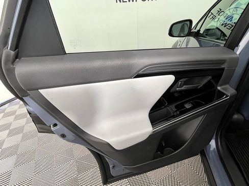 Used 2023 Subaru Solterra AWD image 26