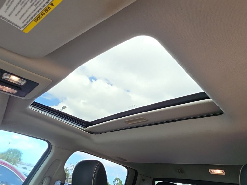 Used 2015 RAM 1500 Limited AWD/4WD image 12