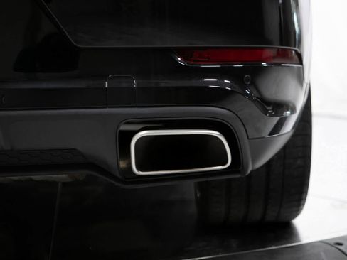Certified 2022 Porsche Cayenne image 35