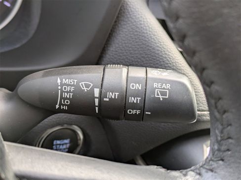 Used 2021 Toyota RAV4 XLE Premium image 35