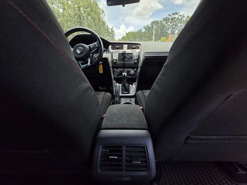 Used 2017 Volkswagen GTI S FWD image 13